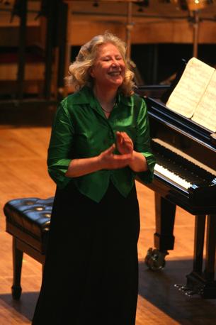 URSULA  OPPENS